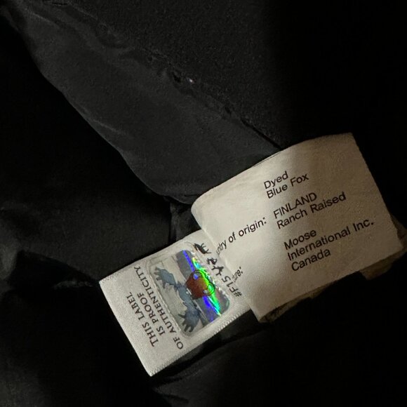 Authentic Moose Knuckles Bomber Jacket, size large - Kids - Picture 5 of 8